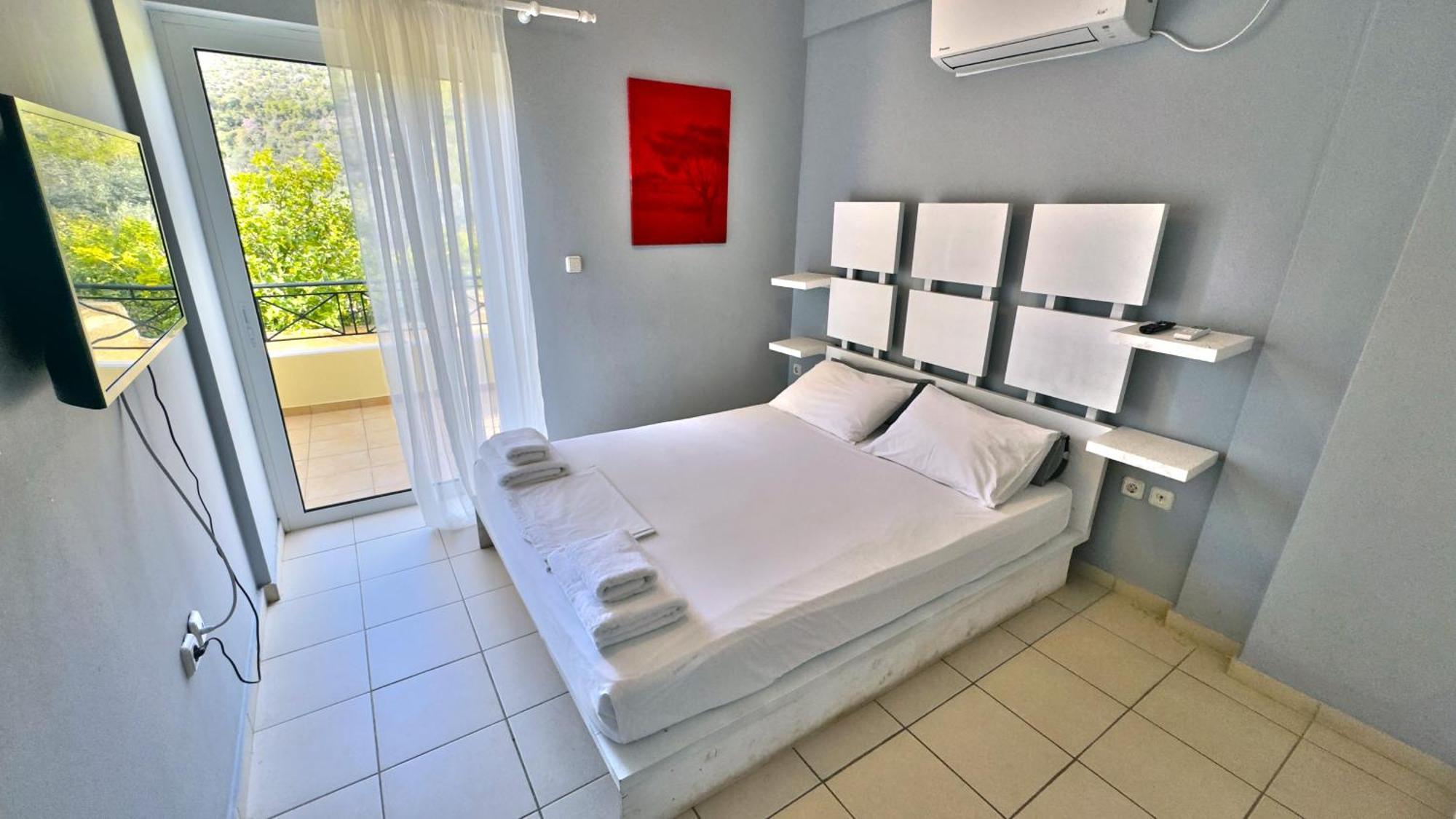 Miramar Complex - Korfos Villa Luaran gambar